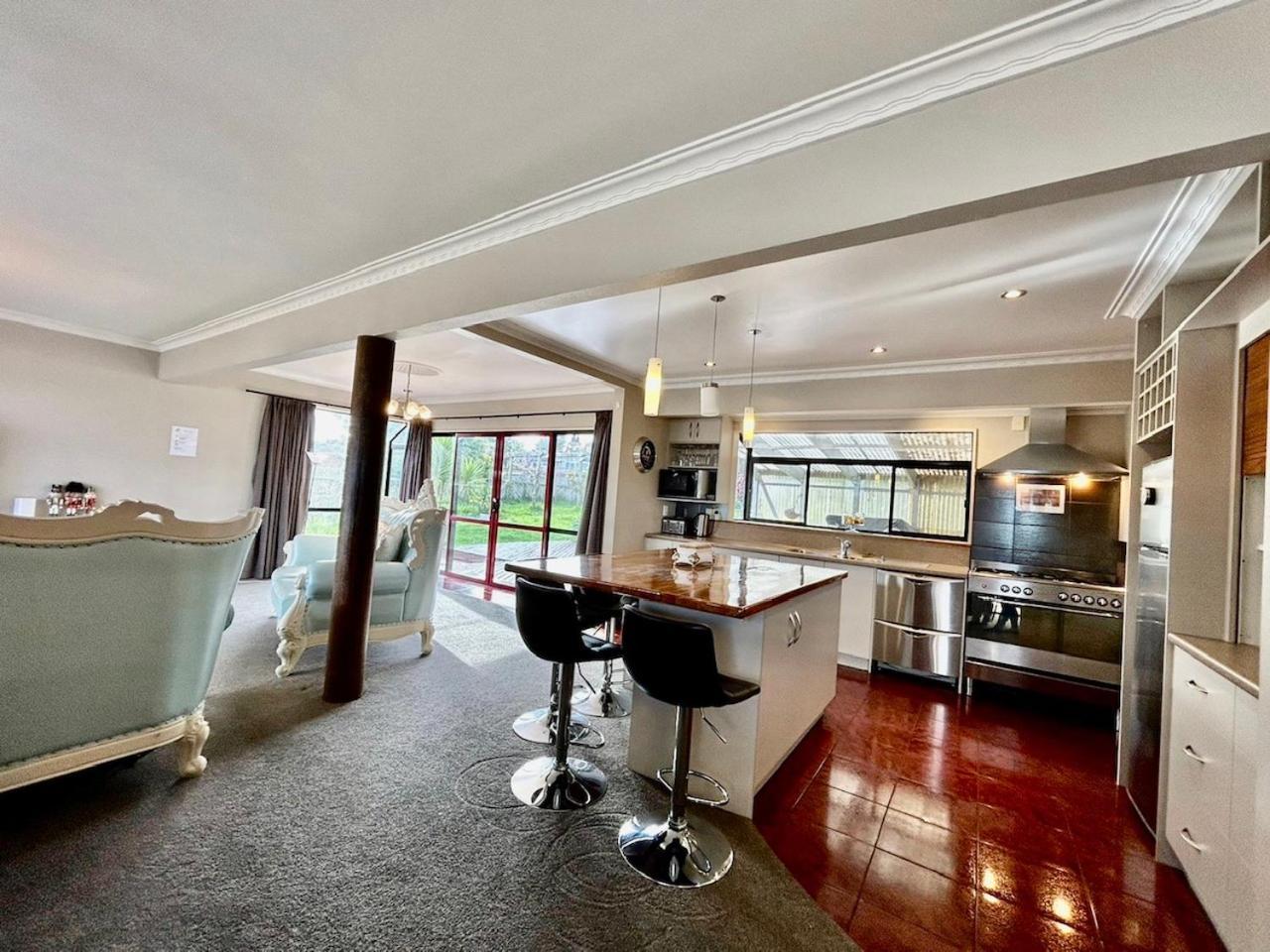 Premium Lake View Home ロトルア エクステリア 写真