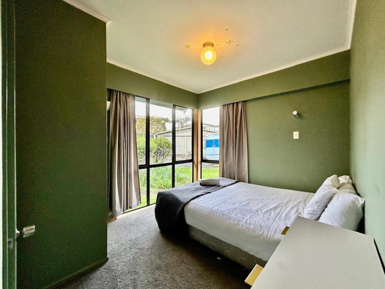Premium Lake View Home ロトルア エクステリア 写真